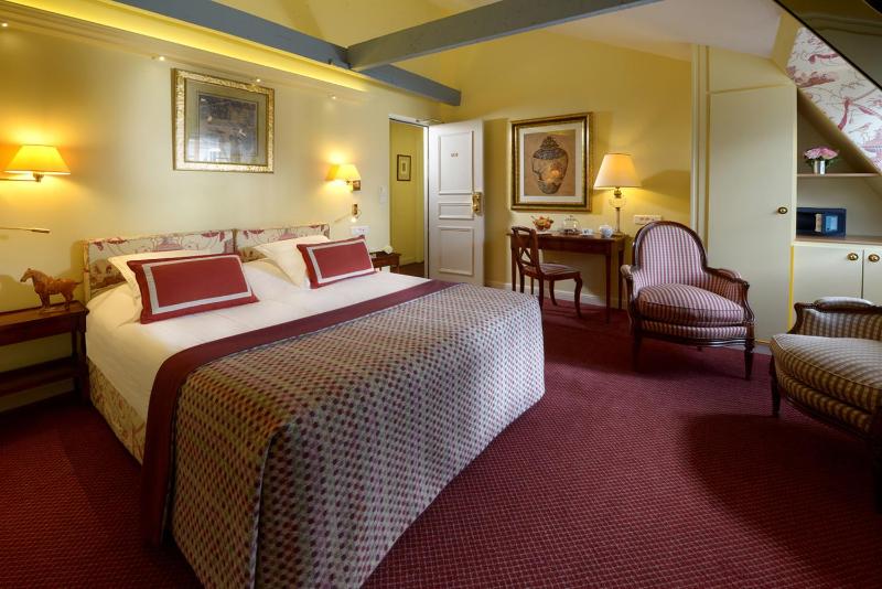 Superior Double Room image 1