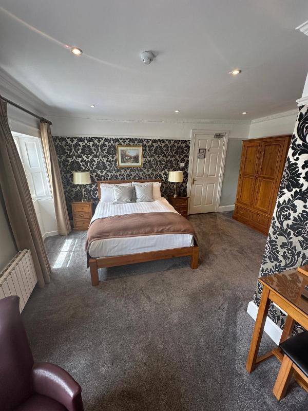 Deluxe Double Room with Sea View image 2