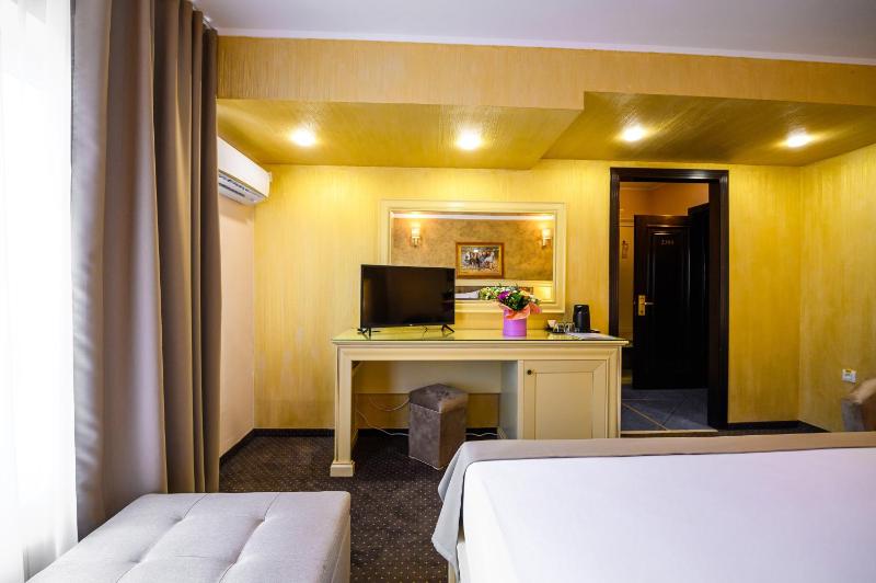 Hotel Bulevard - image 15