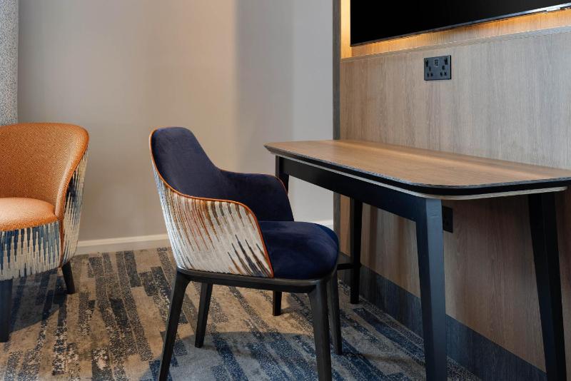 Premium Suite image 4
