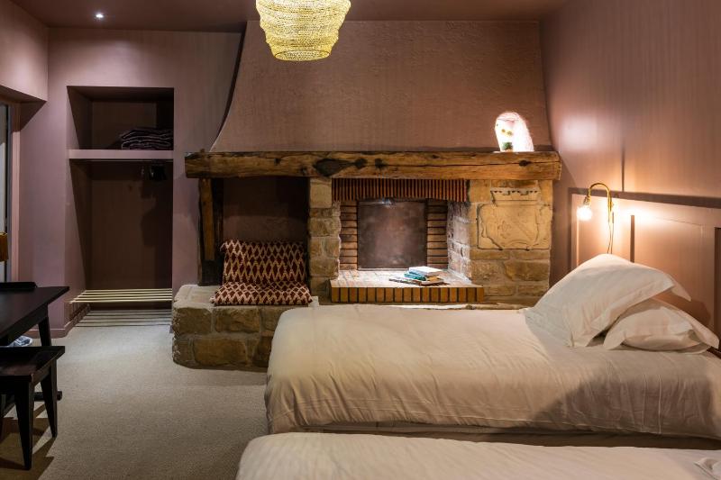 Quadruple Room image 3