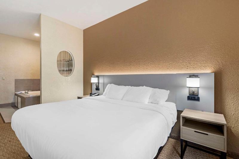 Family Suite - Non-Smoking image 4