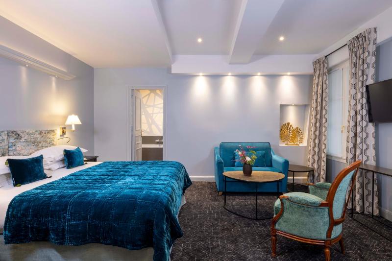 Executive Suite image 1