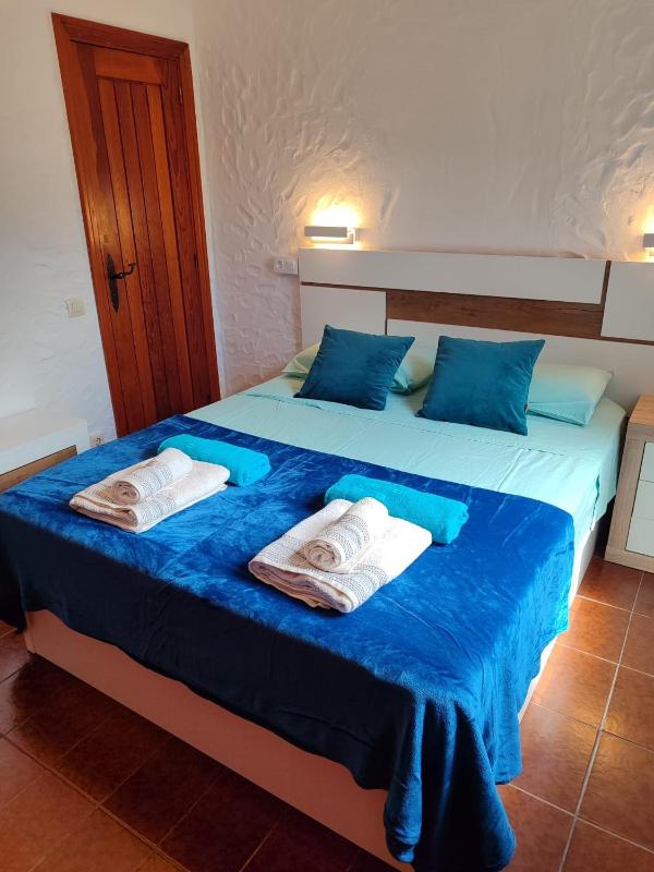 Las Tartanas Two Bedroom Bungalow - image 20