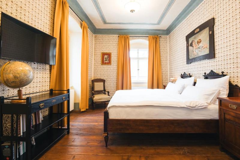 Comfort Triple Room image 1