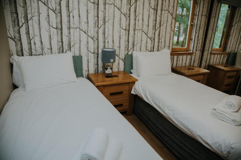 Three-Bedroom Lodge - Glen Lyon image 3