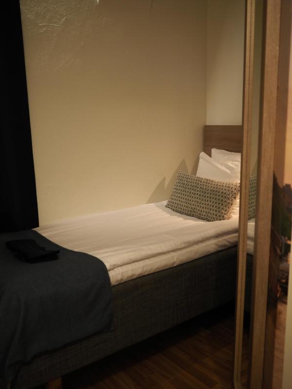 Small Single Room with Private Bathroom image 1