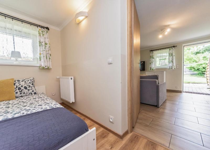 One-Bedroom Apartment image 4
