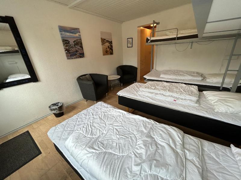 Quadruple Room image 1