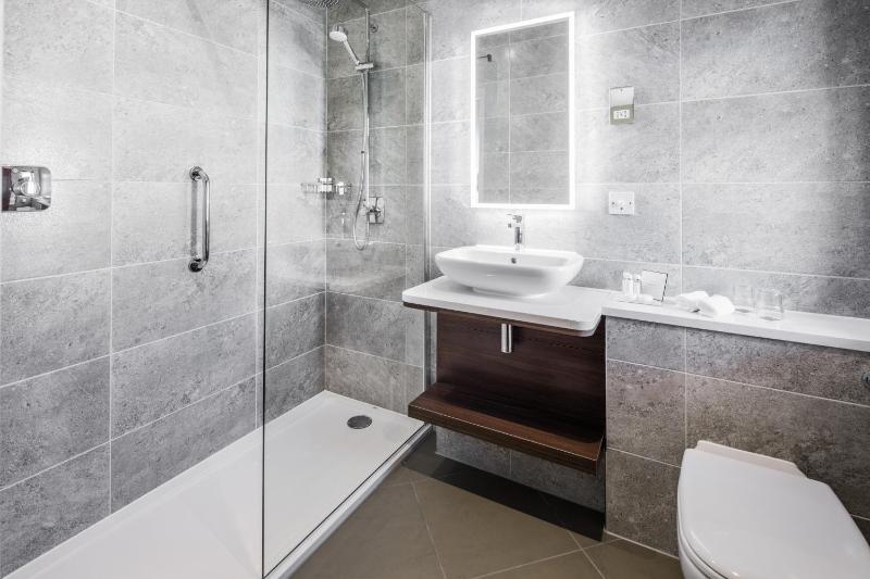 Executive Double Room image 3