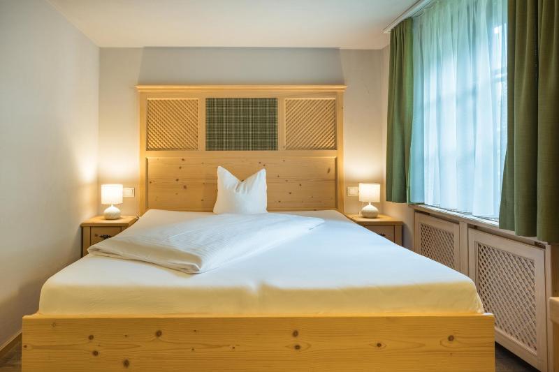 Single Room image 4