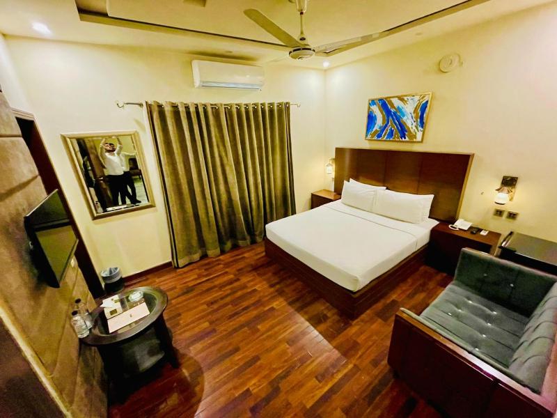Superior Single Room image 1