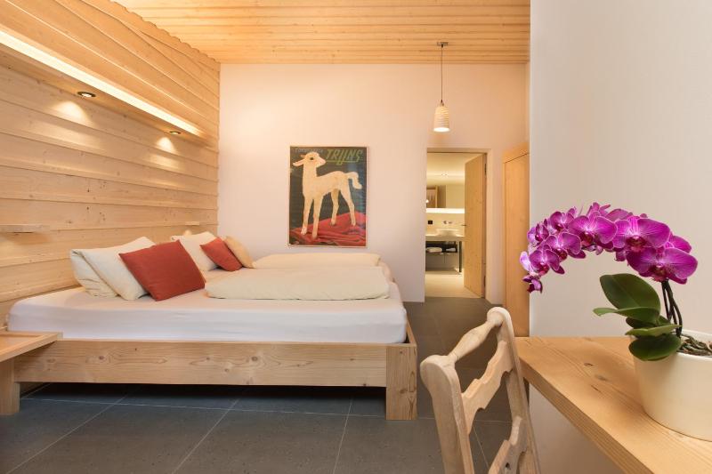 Superior Double Room image 3