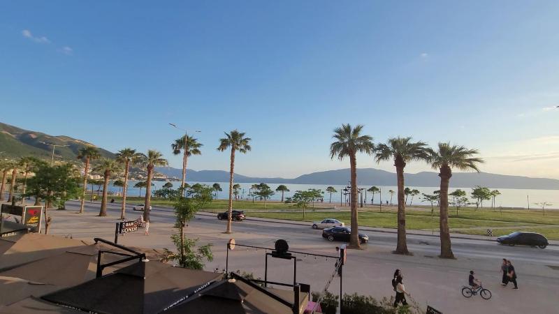 Haris Hotel & Suites - image 5