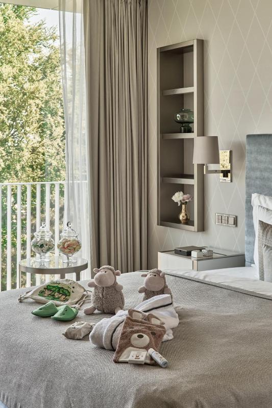 Executive Suite image 4