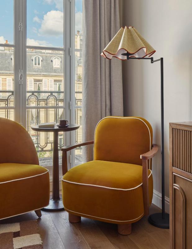 Superior Room - City View image 3