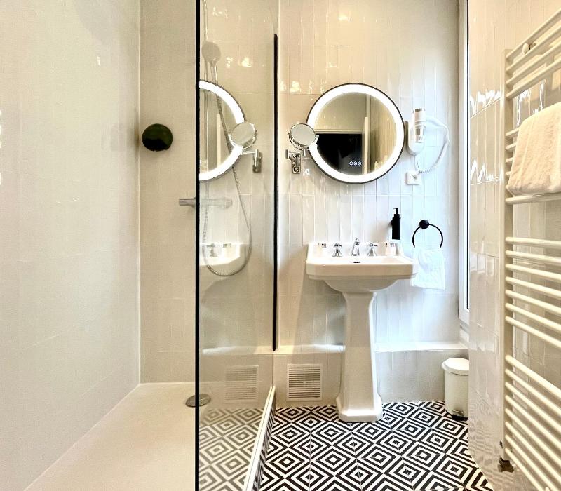 Comfort Twin Room image 3