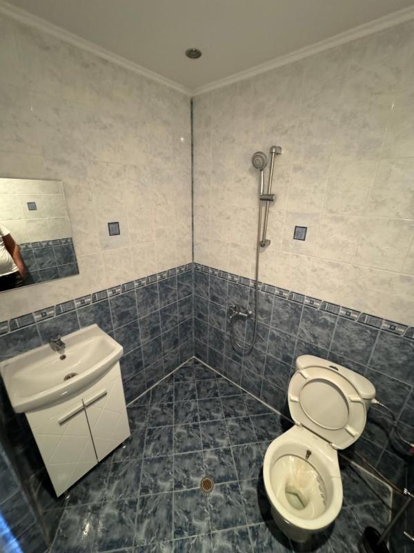 Double or Twin Room with Private Bathroom image 3