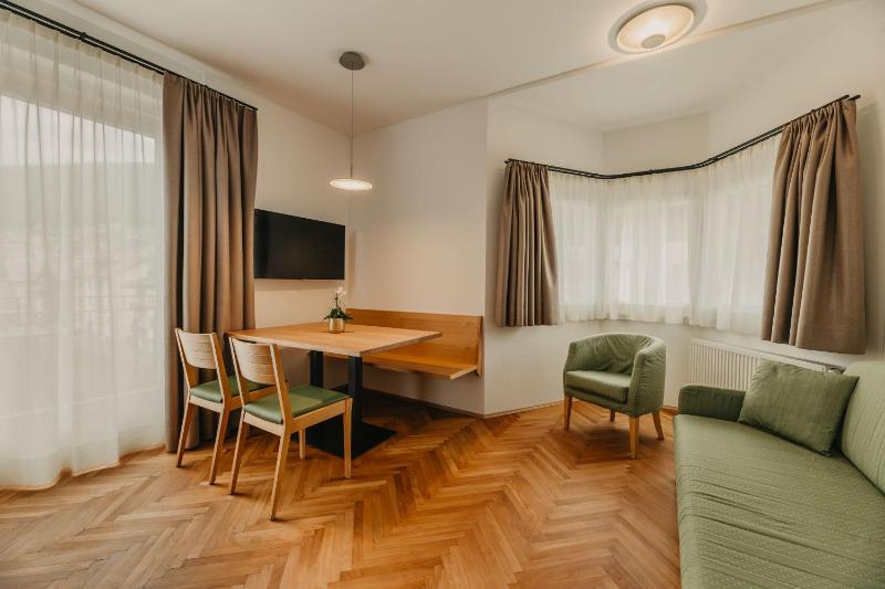 Two-Bedroom Apartment image 4