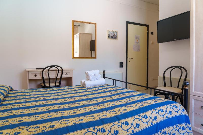Superior Double Room image 2