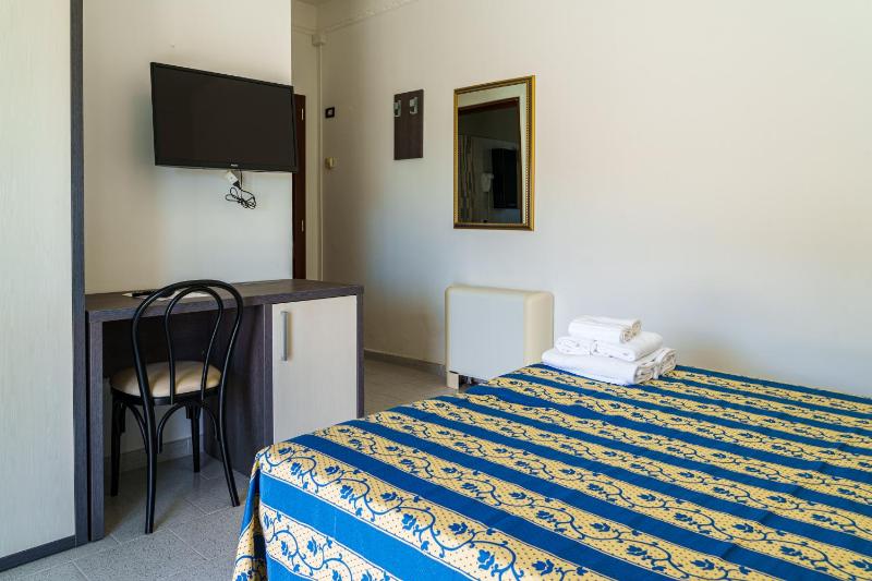 Superior Double Room with veranda image 4
