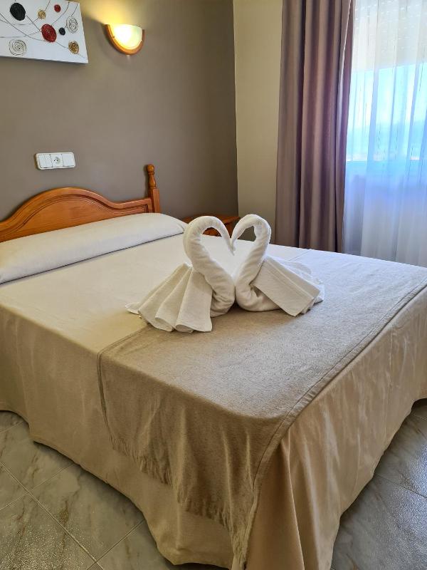 Pensión Residencia Cecilia - image 40