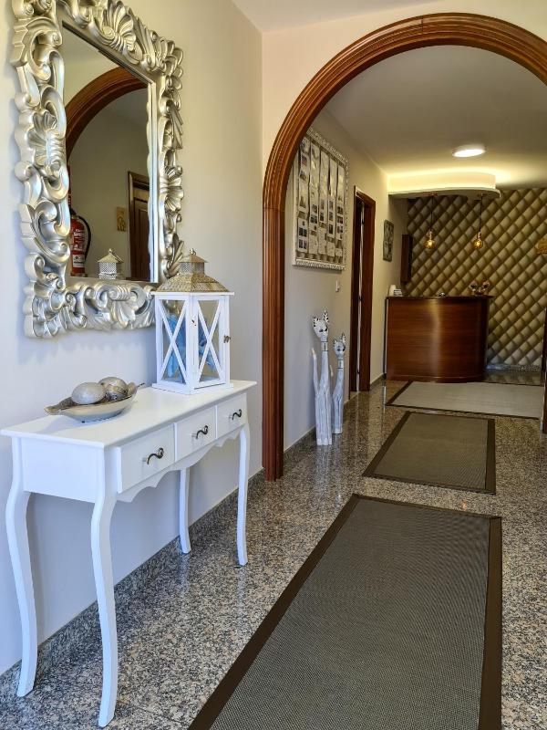 Pensión Residencia Cecilia - image 31