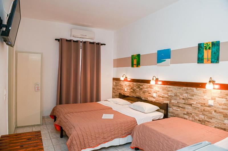 Triple Room with Balcony image 1