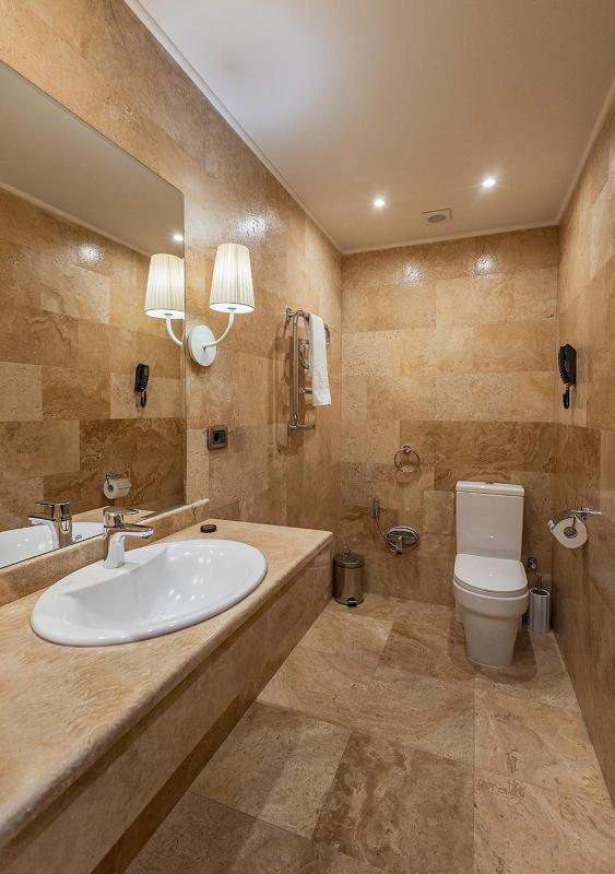 Suite image 3