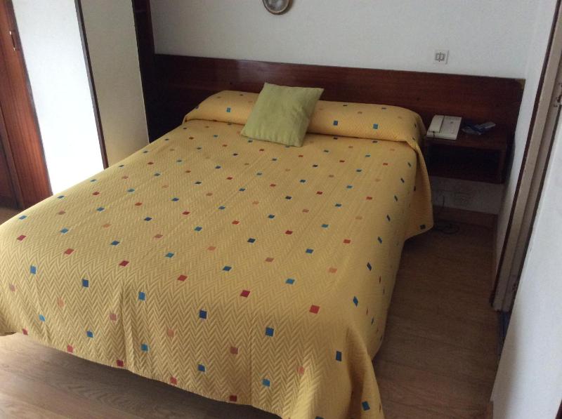 Single Room image 2