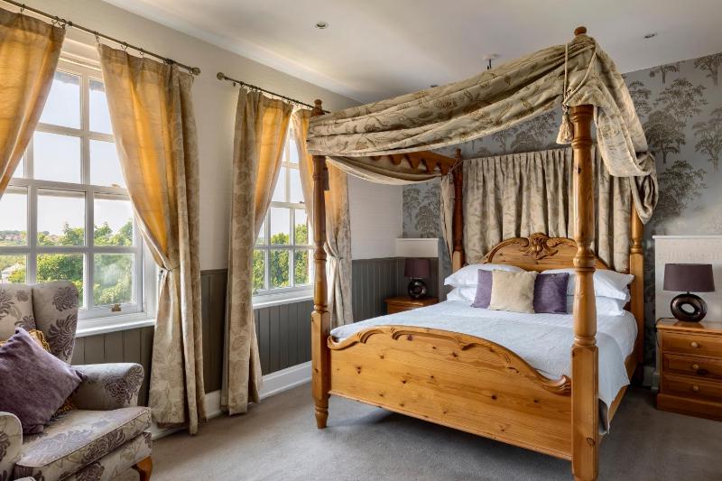 King Room image 3