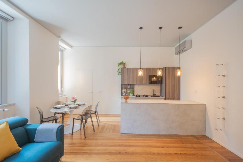 Como Liberty Suites - Garbo by Rent All Como - image 35