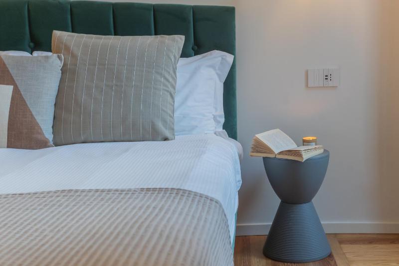 Como Liberty Suites - Garbo by Rent All Como - image 34