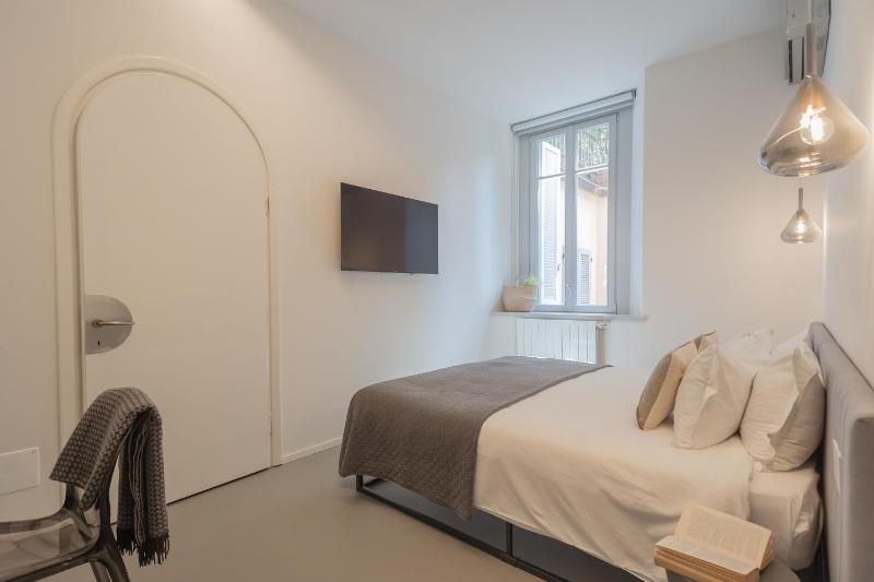 Como Liberty Suites - Garbo by Rent All Como - image 13