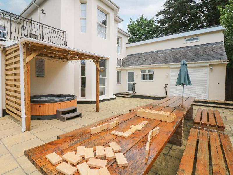 Babbacombe Hall - image 43