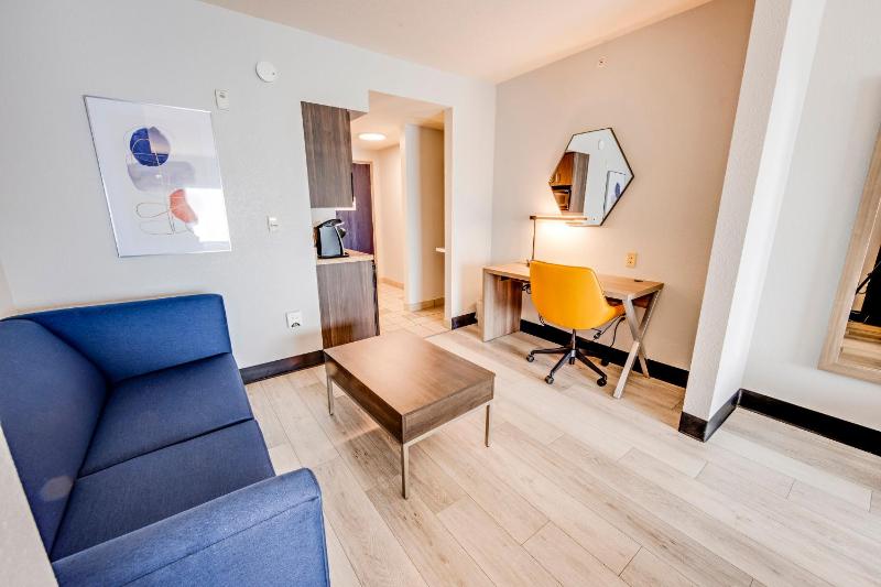 King Suite image 4