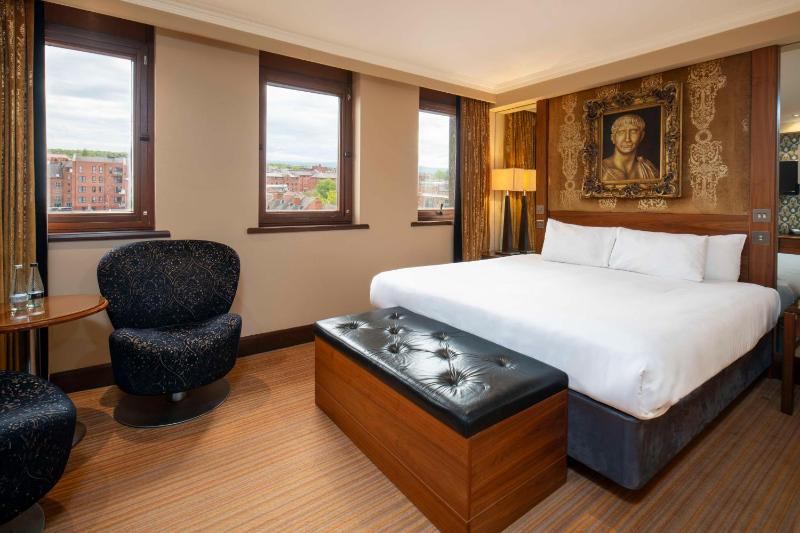 Executive Double Room image 1