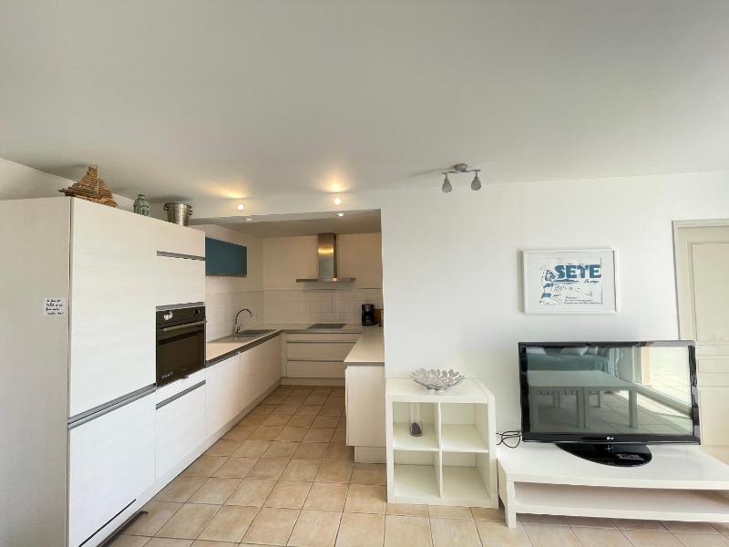 Bel Appartement T4 à Sète avec Terrasse Climatisation et Parking Privé - FR-1-338-571 - image 3