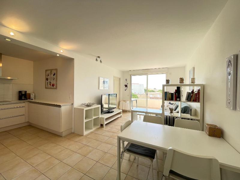 Bel Appartement T4 à Sète avec Terrasse Climatisation et Parking Privé - FR-1-338-571 - image 12