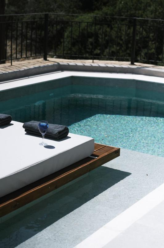Two-Bedroom Apartment with Private Swimming Pool image 3