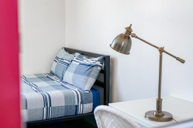 Double Room with Shared Bathroom image 3