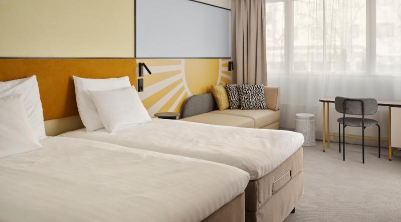 Twin Room - Disability Access image 1