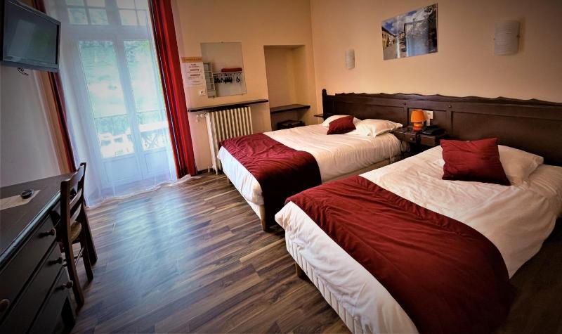 Superior Quadruple Room image 1