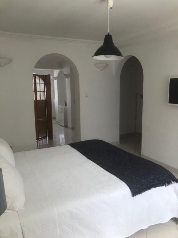Large Double Room image 3