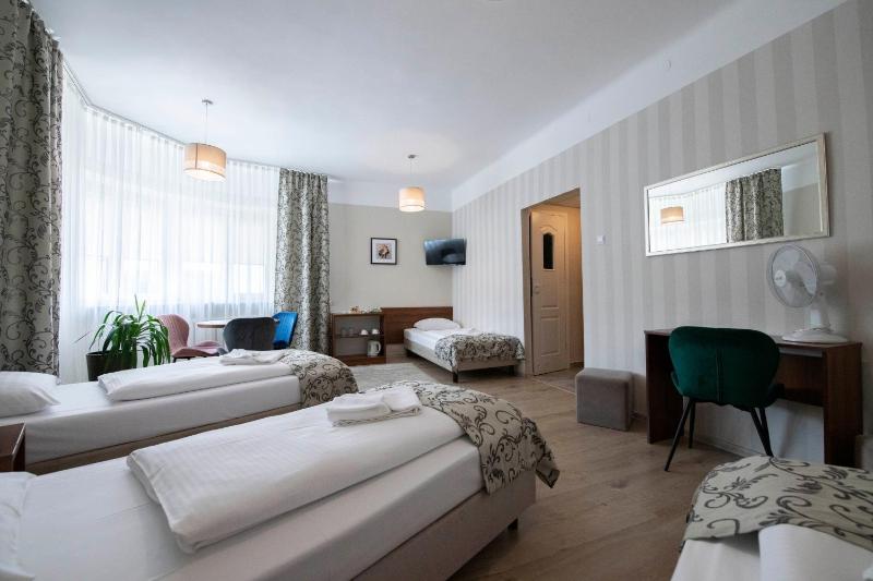 Hotel Polonia - image 21