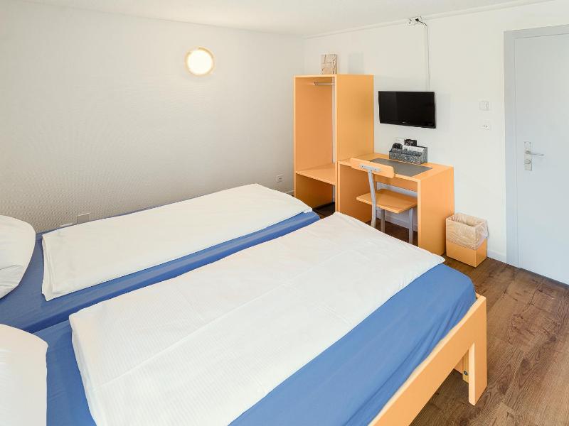 Double Room image 1