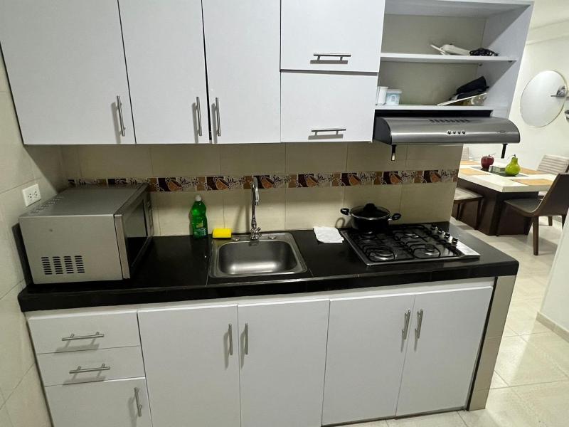Apartamento Como nuevo - image 3