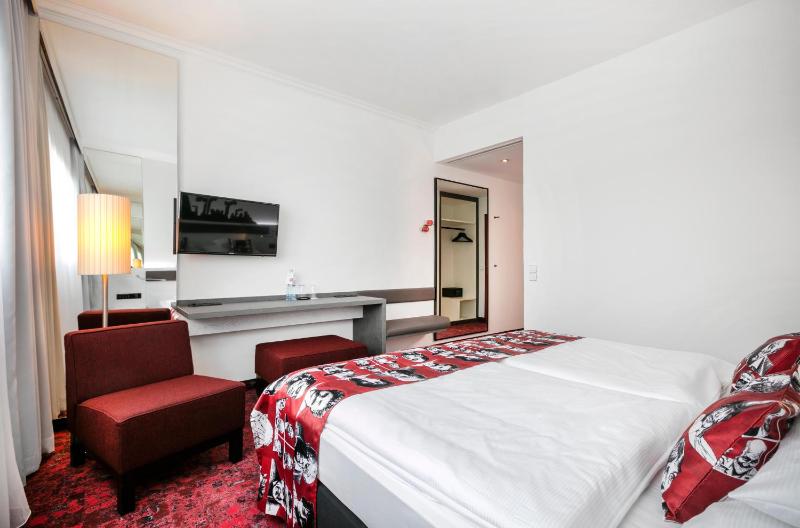 Comfort Double or Twin Room image 3