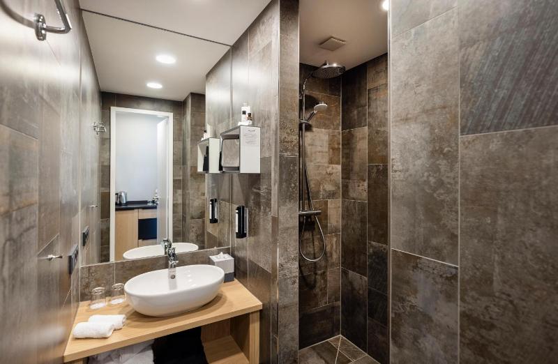 Suite image 2