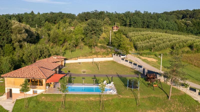 Villa Vikendica - Sunny Hill - jacuzzi sauna - image 4